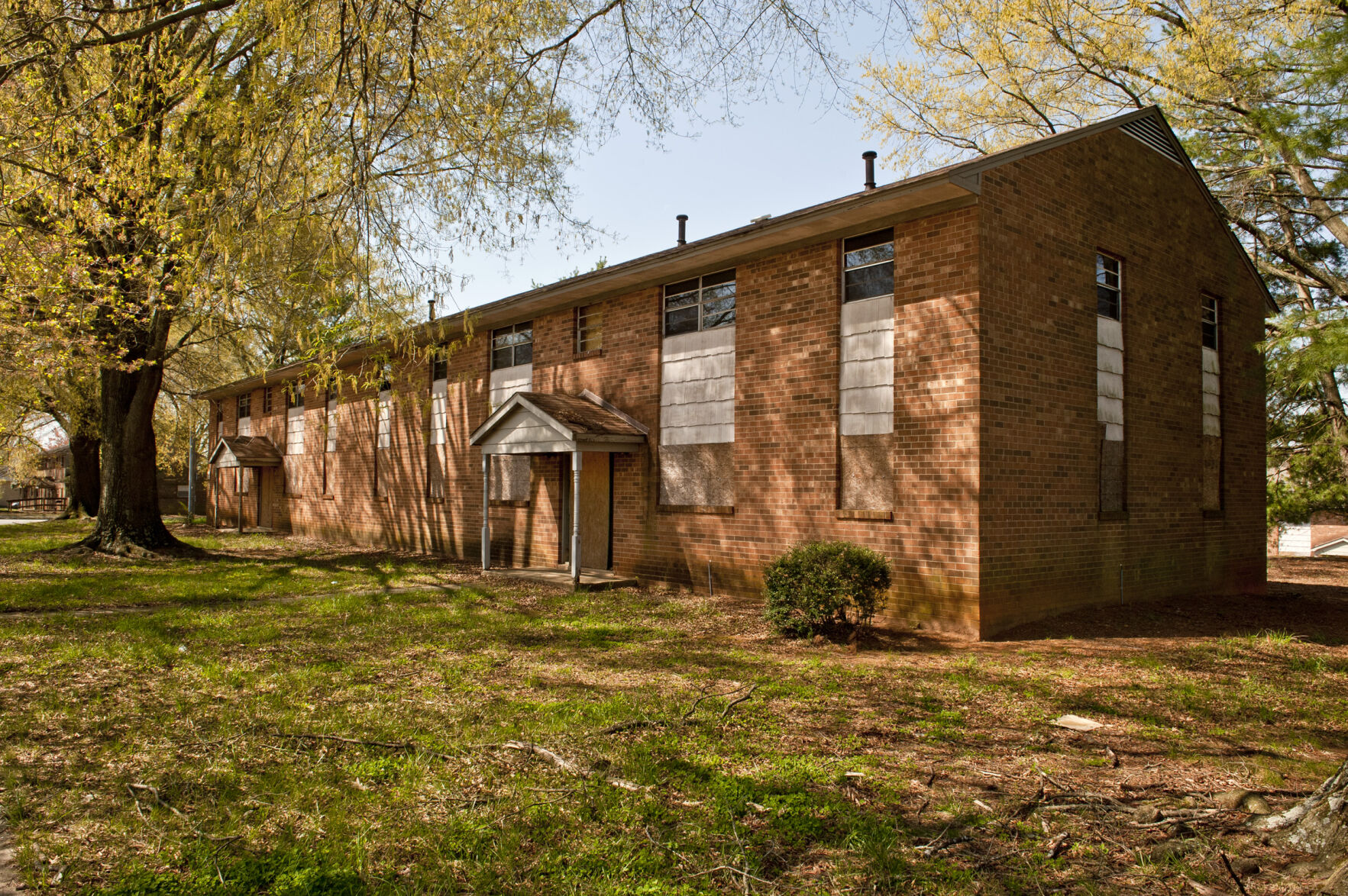 Garden Court Apartments